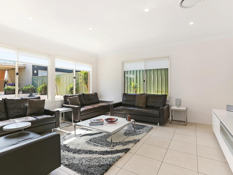 55 Curtis Avenue, Taren Point NSW 2229