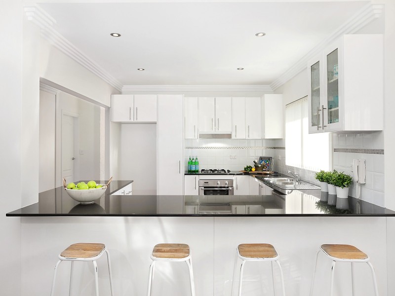 30 Bonanza Parade, Sans Souci NSW 2219