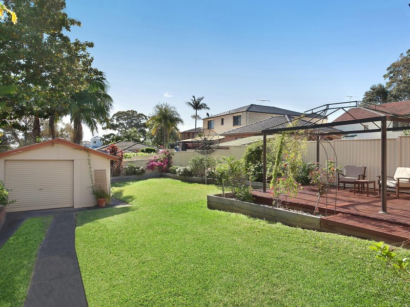 5 Welfare Avenue North, Narwee NSW 2209