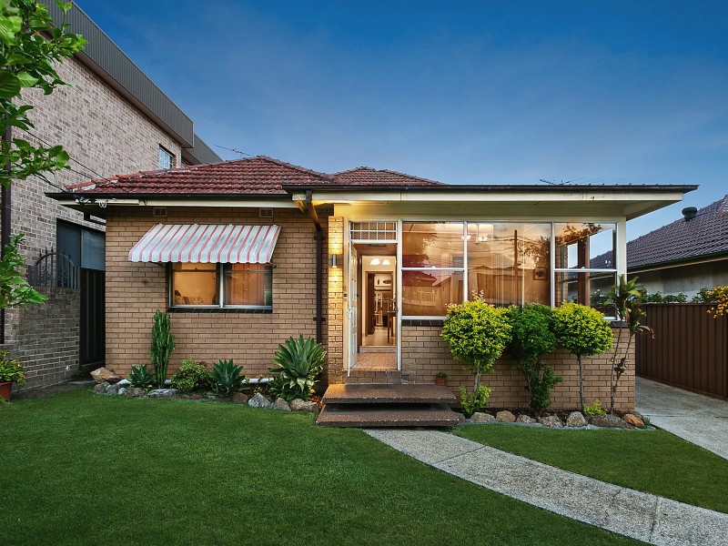 43 Moore Street, Hurstville NSW 2220