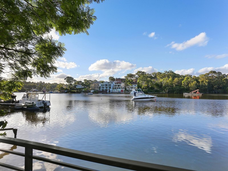 9 Queens Road, Connells Point NSW 2221