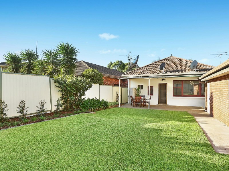 15 Campbell Street, Bexley NSW 2207