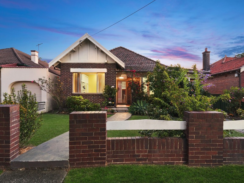 5 Highworth Avenue, Bexley NSW 2207