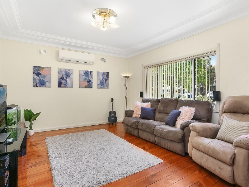 52 Walker Street, Turrella NSW 2205