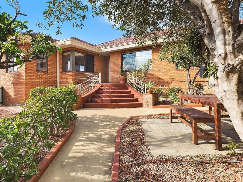 1 Madrers Avenue, Kogarah NSW 2217