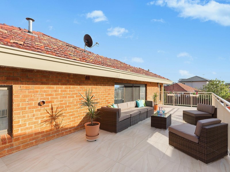 1 Madrers Avenue, Kogarah NSW 2217