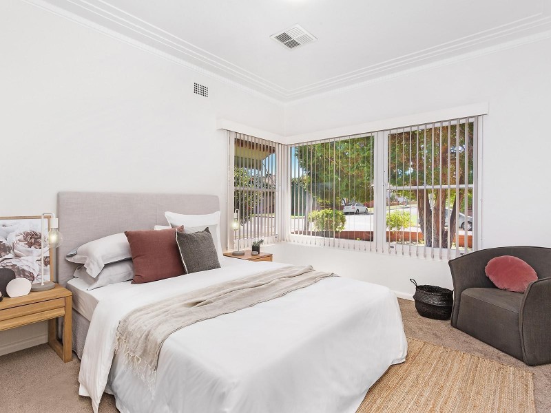 18 Fairway Avenue, Kogarah NSW 2217