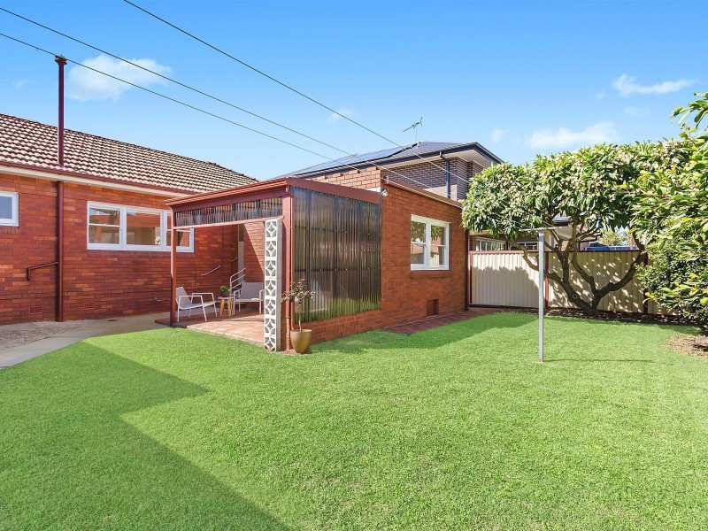 18 Fairway Avenue, Kogarah NSW 2217