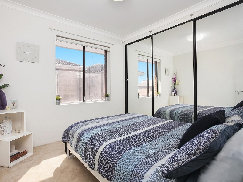11/5-7 Hercules Road, Brighton-le-sands NSW 2216