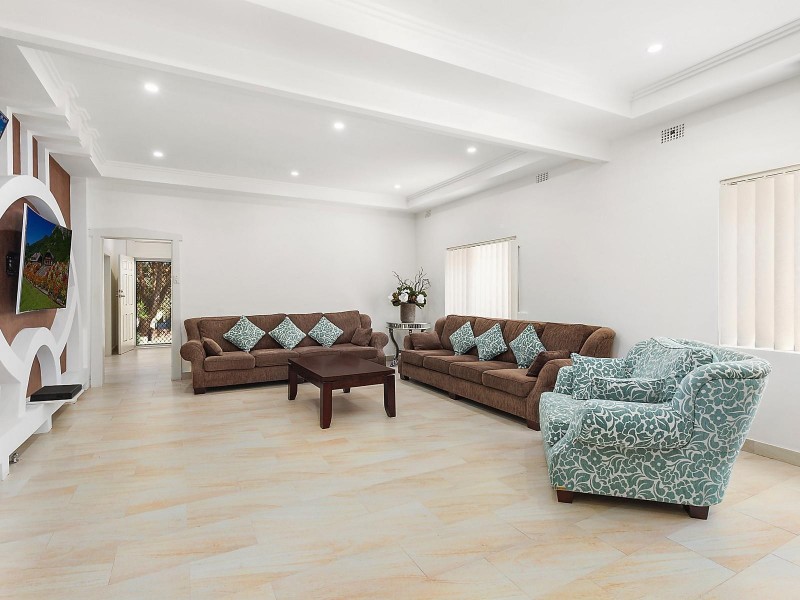 16 Lymington Street, Bexley NSW 2207