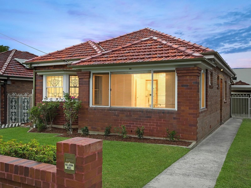 32 Handley Avenue, Bexley North NSW 2207