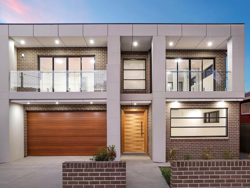 8 Smiths Avenue, Hurstville NSW 2220