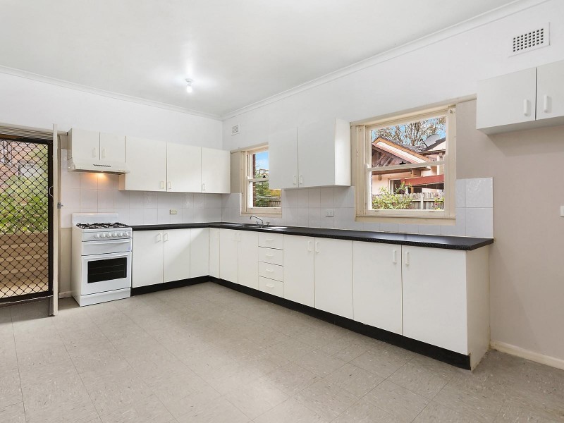 34 Margaret Street, Kingsgrove NSW 2208