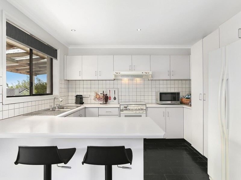 10 Needlewood Grove, Padstow Heights NSW 2211