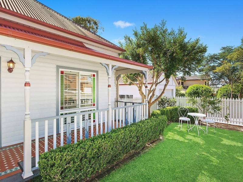 10 Wilson Street, Kogarah NSW 2217