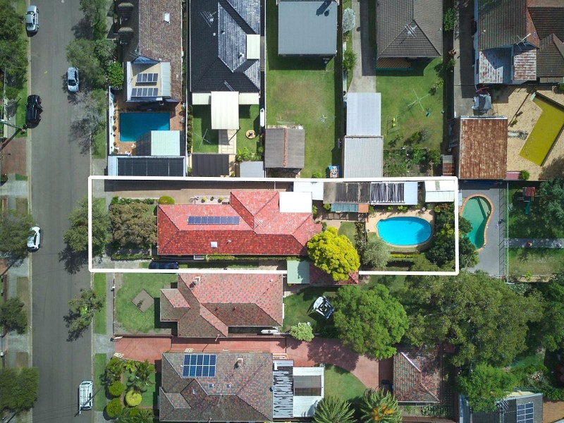 18 Halley Avenue, Bexley NSW 2207