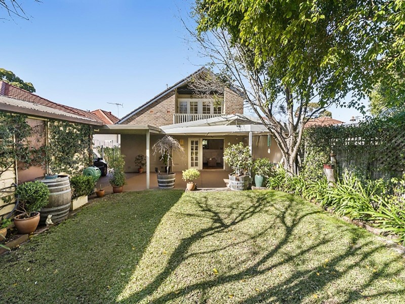 25 Colvin Avenue, Carlton NSW 2218
