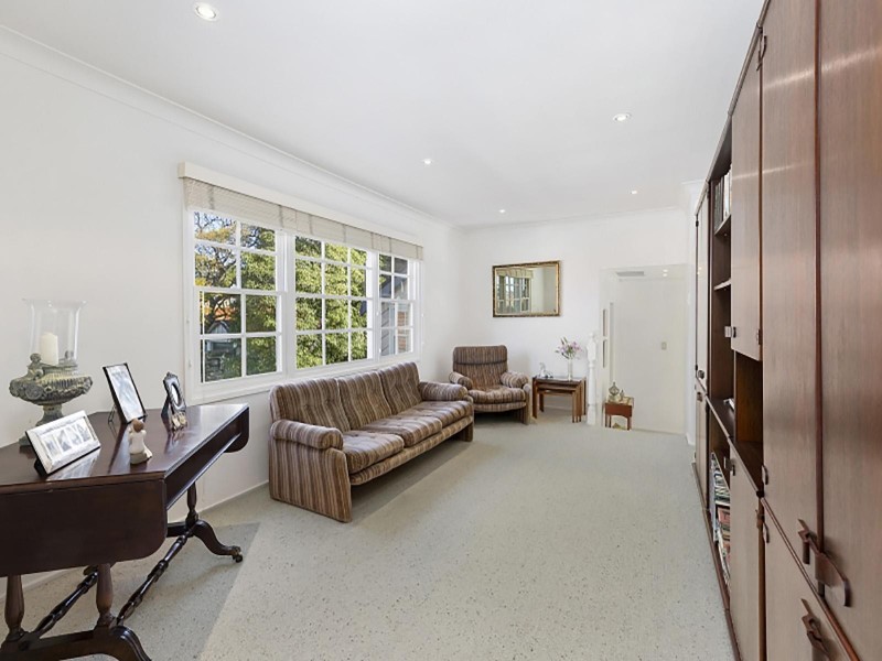 25 Colvin Avenue, Carlton NSW 2218