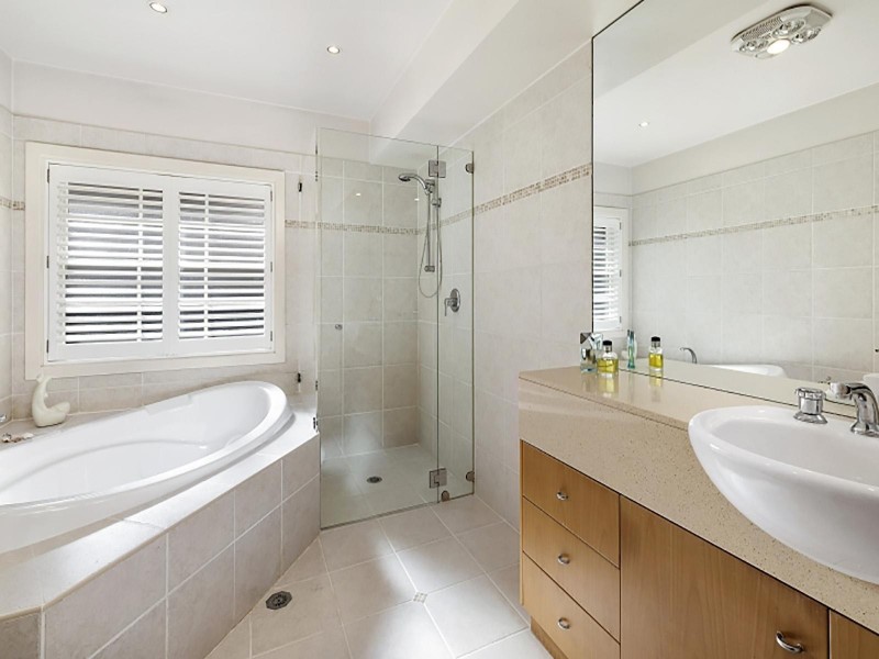 25 Colvin Avenue, Carlton NSW 2218