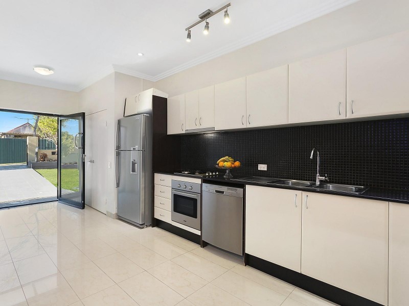 1/113 Mimosa Street, Bexley NSW 2207