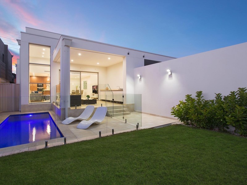 35 Bonanza Parade, Sans Souci NSW 2219