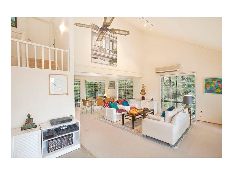 10 Francis Road, North Avoca NSW 2260