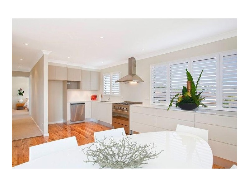 3  Bateau Bay Road, Bateau Bay NSW 2261