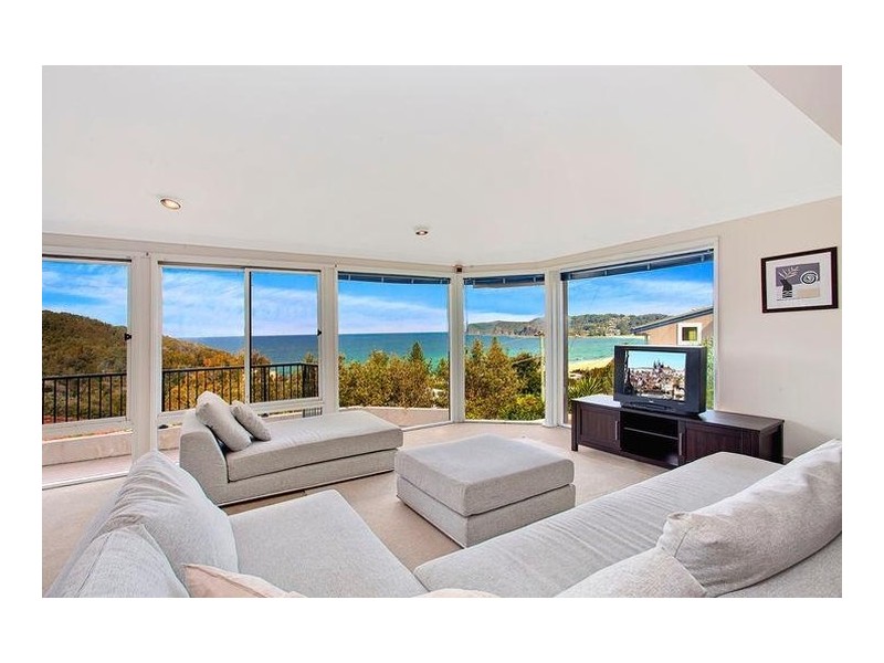 52 Tramway Road, North Avoca NSW 2260