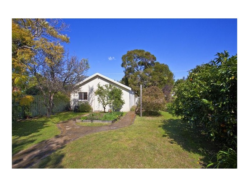 18 Shelly Beach Road, Empire Bay NSW 2257