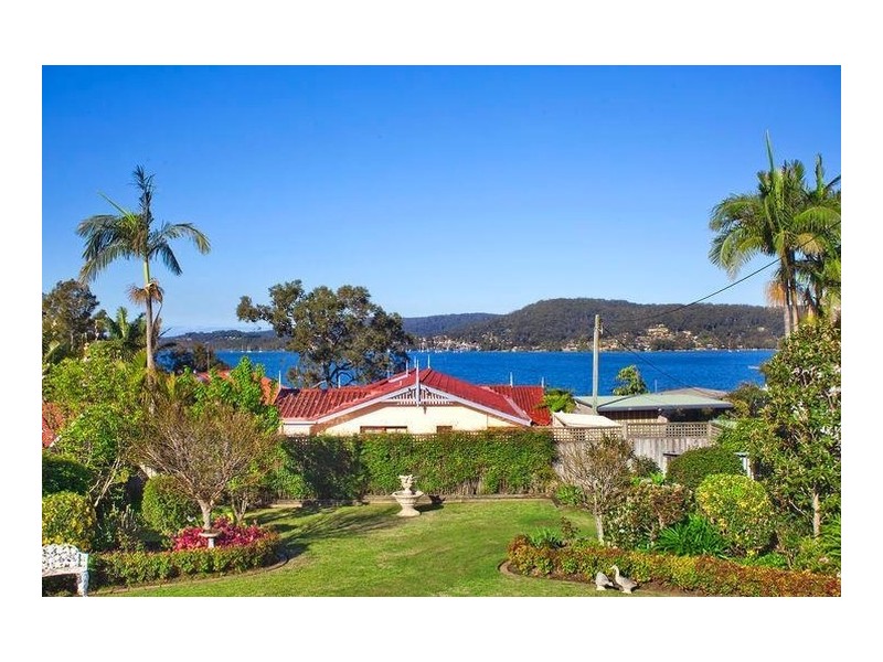 41 Albany Street, Point Frederick NSW 2250