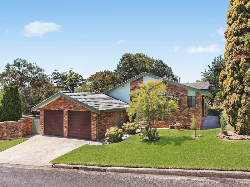 37 Grove Road, Wamberal NSW 2260