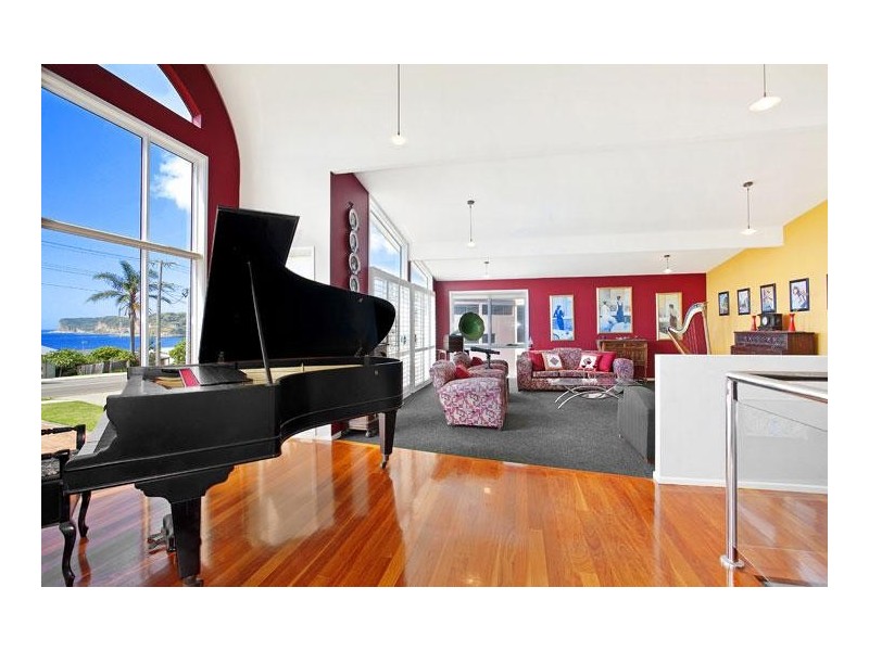 63 Tramway Road, North Avoca NSW 2260