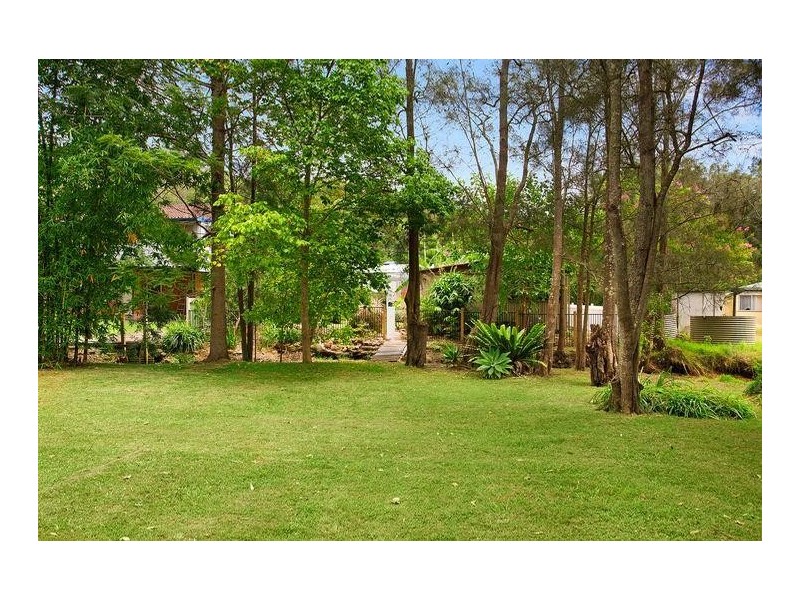 40 Venice Road, Pretty Beach NSW 2257