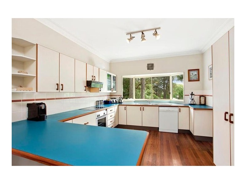 5 Grove Road, Wamberal NSW 2260