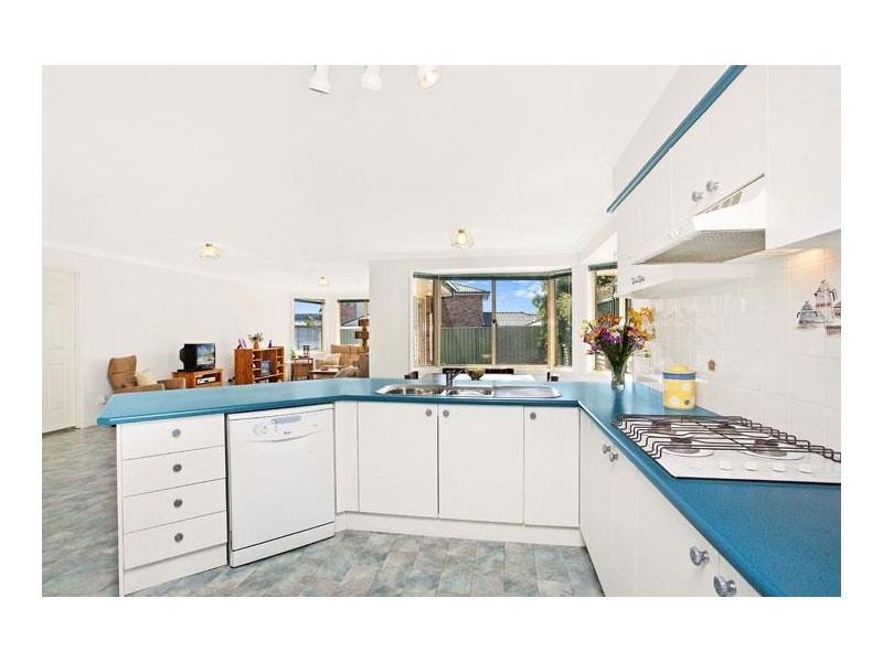 96 Bronzewing Drive, Erina NSW 2250