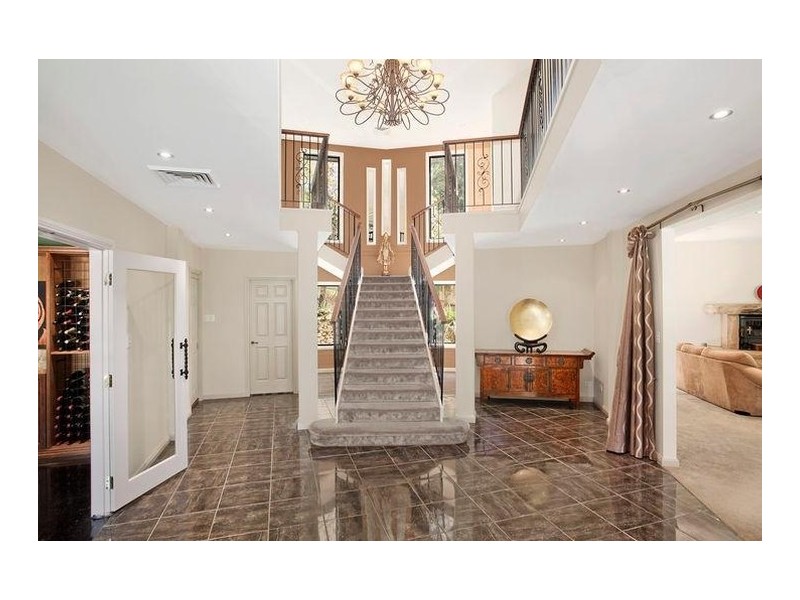 16 Blue Gum Close, Matcham NSW 2250