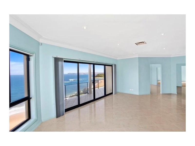 31 North Scenic Road, Forresters Beach NSW 2260