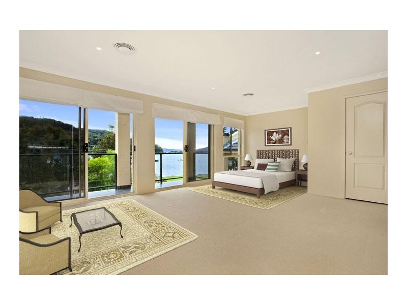 2C Taylor Street, Woy Woy Bay NSW 2256