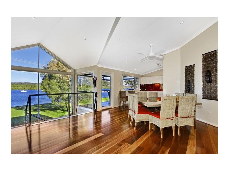 11 Paringa Avenue, Davistown NSW 2251