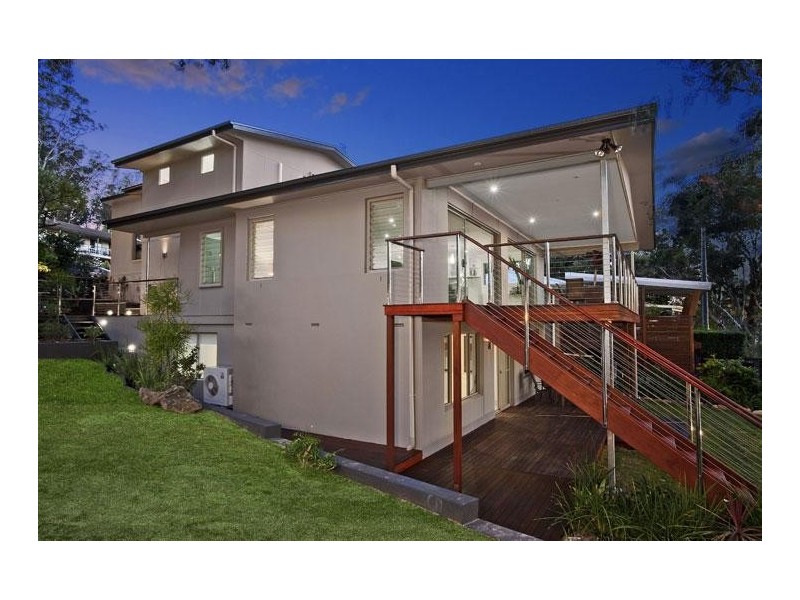 1 Pixie Avenue, Green Point NSW 2251