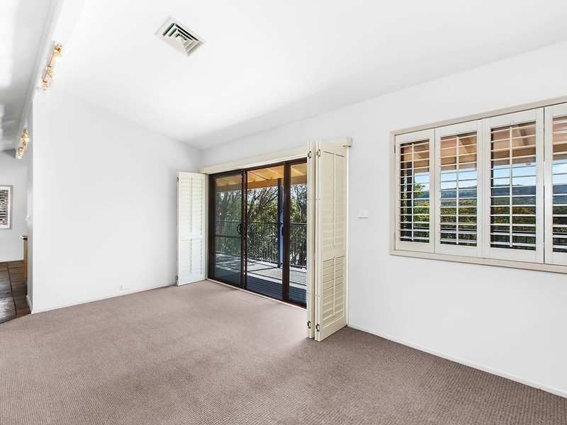 2 Peter Avenue, Forresters Beach NSW 2260