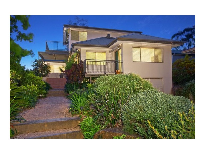 5 Lexington Parade, Green Point NSW 2251