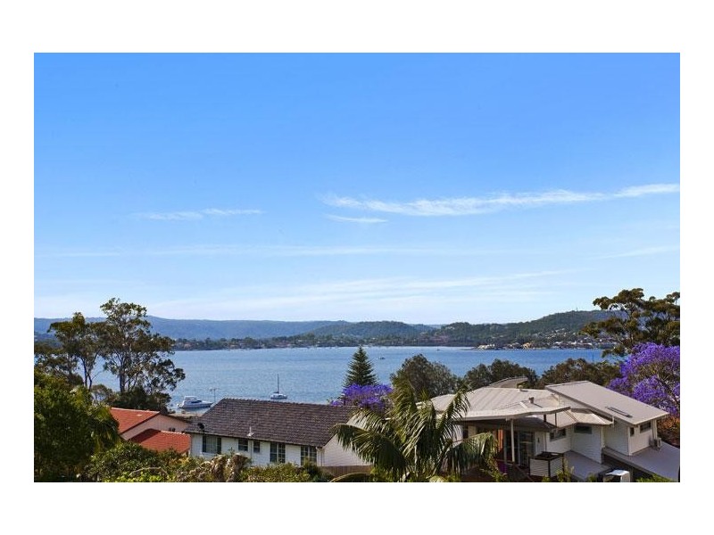 5 Lexington Parade, Green Point NSW 2251