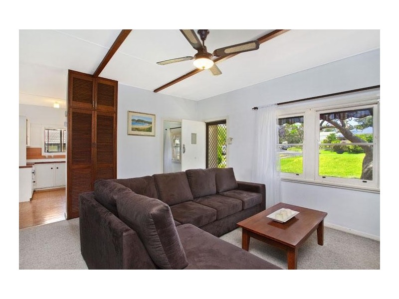 6 Lucinda Avenue, Wamberal NSW 2260