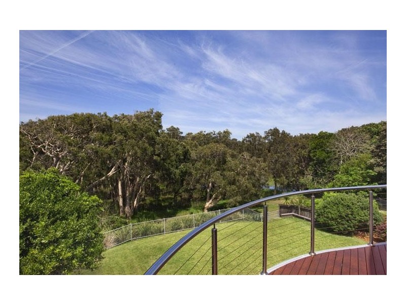 29 Lake Street, North Avoca NSW 2260