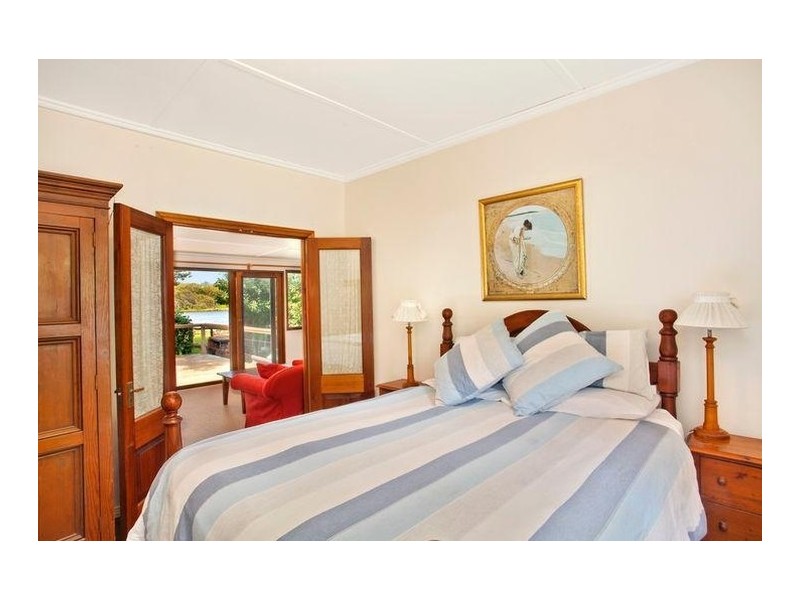 13 Ficus Avenue, Avoca Beach NSW 2251