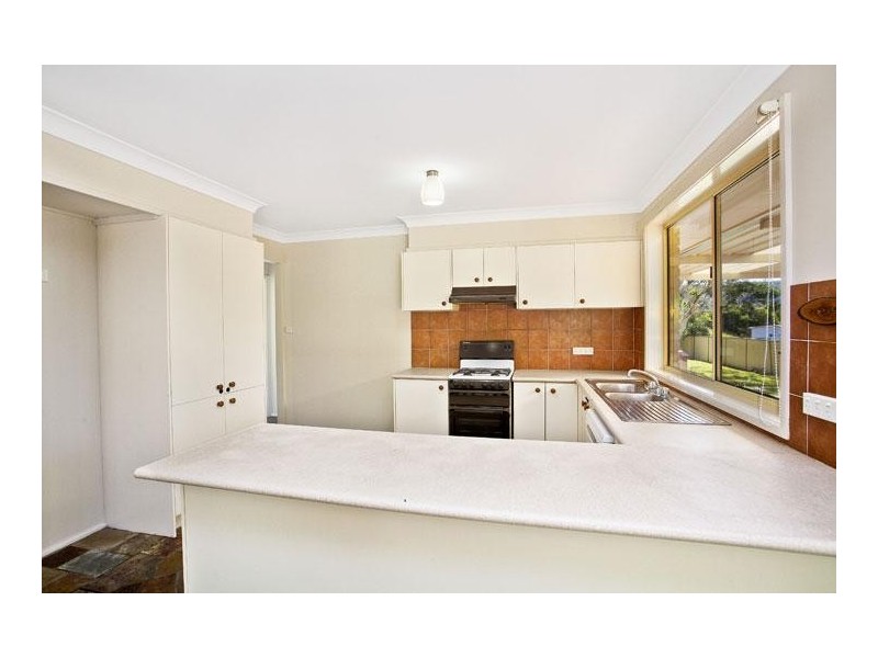 963 The Entrance Road, Forresters Beach NSW 2260