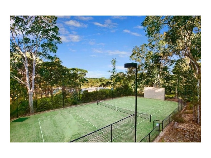 17 Currawong Road, Wamberal NSW 2260