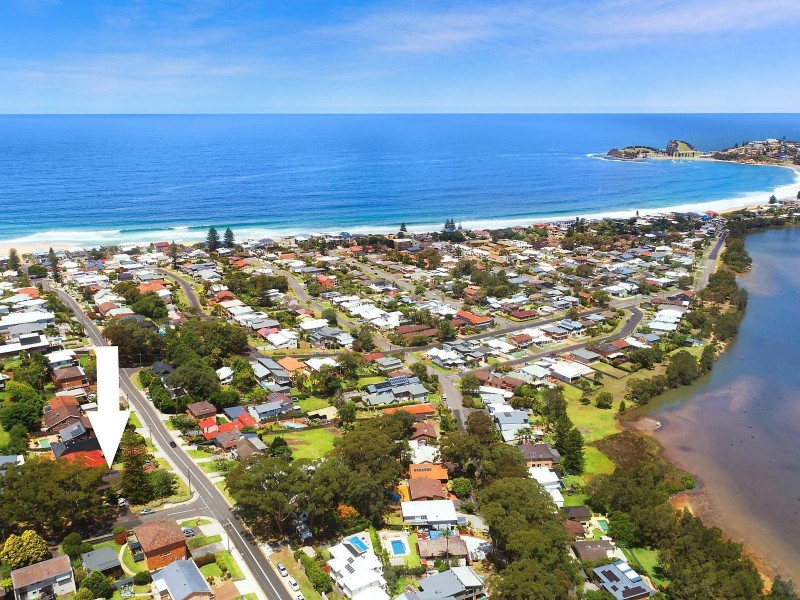 2 The Brow, Wamberal NSW 2260