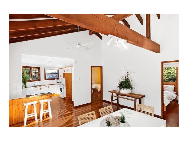 5 Seasound Crescent, North Avoca NSW 2260